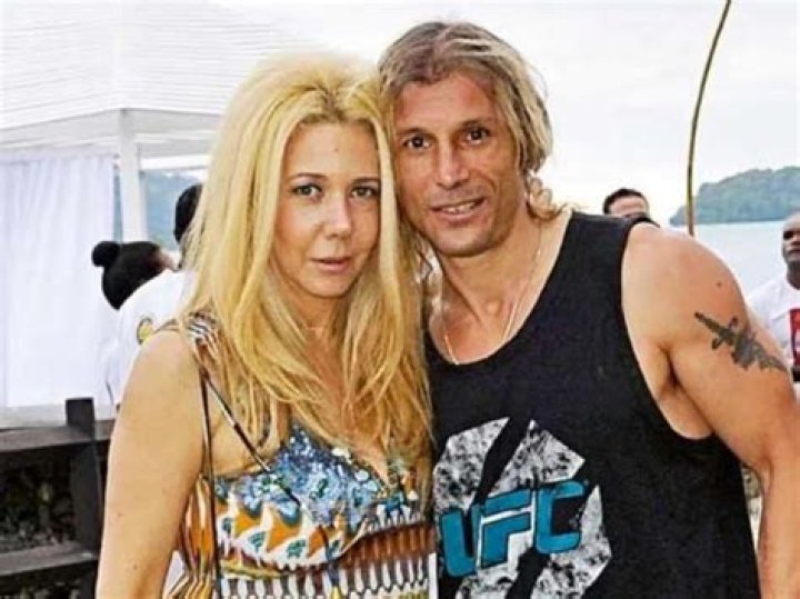 Claudio Caniggia Biography, Age, Height, Wife, Net Worth, Family