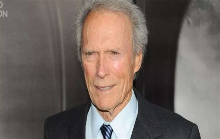 Clint Hill Biography, Age, Height, Wife, Net Worth, Family