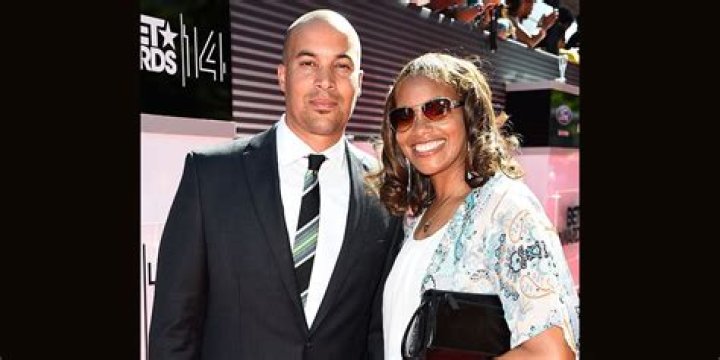 Coby Bell Biography, Age, Height, Wife, Net Worth, Family