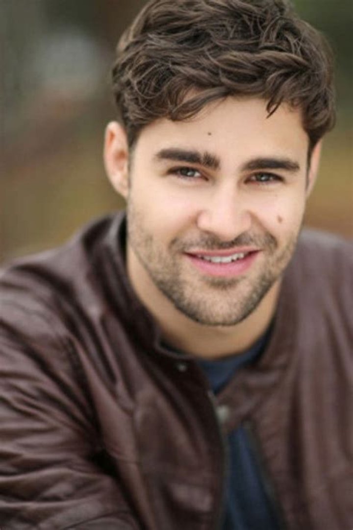 Cody Kearsley Biography, Age, Height, Wife, Net Worth, Family