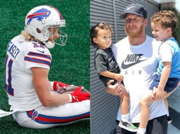 Cole Beasley Biography, Age, Height, Wife, Net Worth, Family