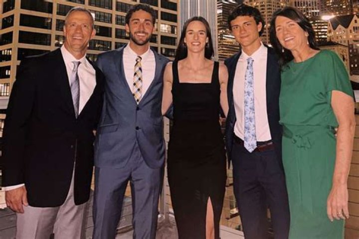 Colin Clark Biography, Age, Height, Wife, Net Worth, Family