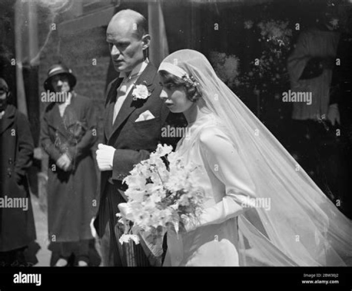 Cornelia Stuyvesant Vanderbilt Biography, Age, Height, Wife, Net Worth and Family