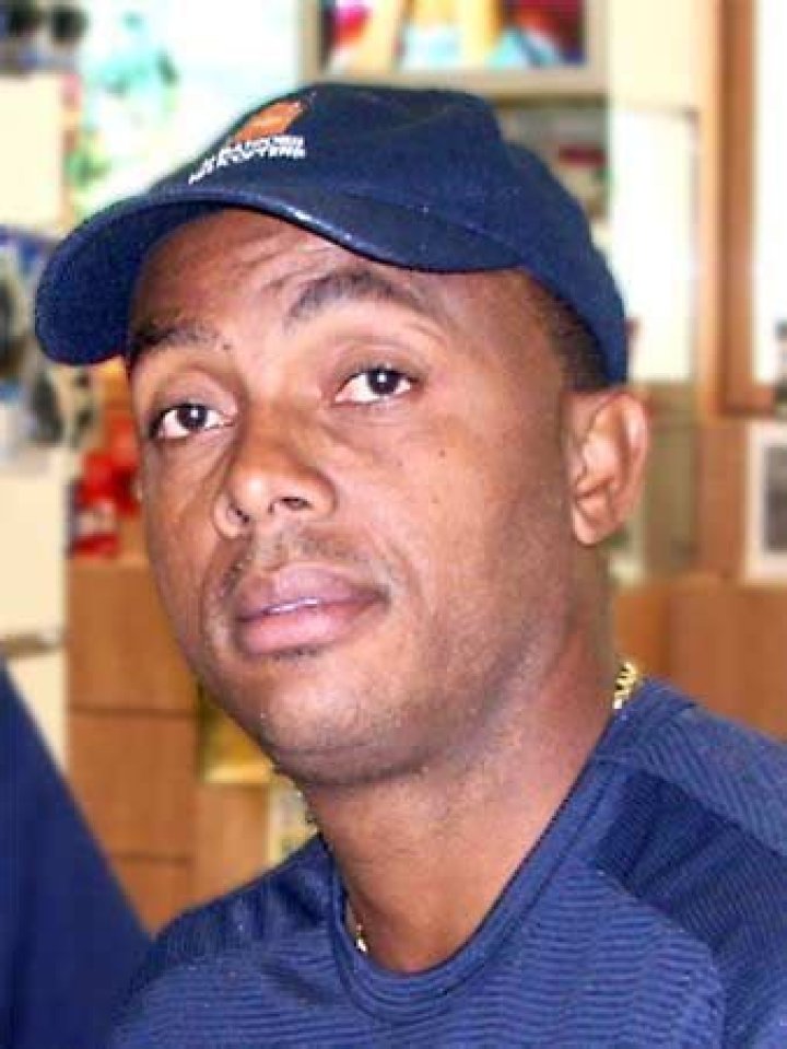 Courtney Walsh Biography, Age, Height, Wife, Net Worth, Family
