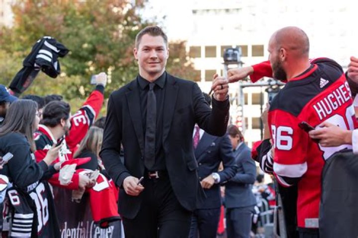 Curtis Lazar Biography, Age, Height, Wife, Net Worth, Family