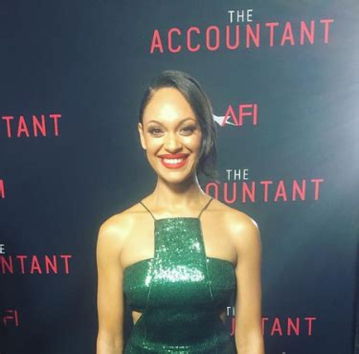 Cynthia Addai-Robinson biografía, edad, altura, esposa, net worth, familia