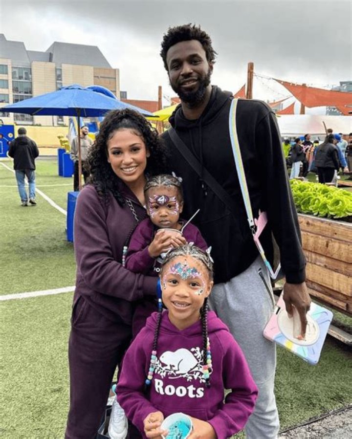 D'wayne Wiggins Biography, Age, Height, Wife, Net Worth, Family