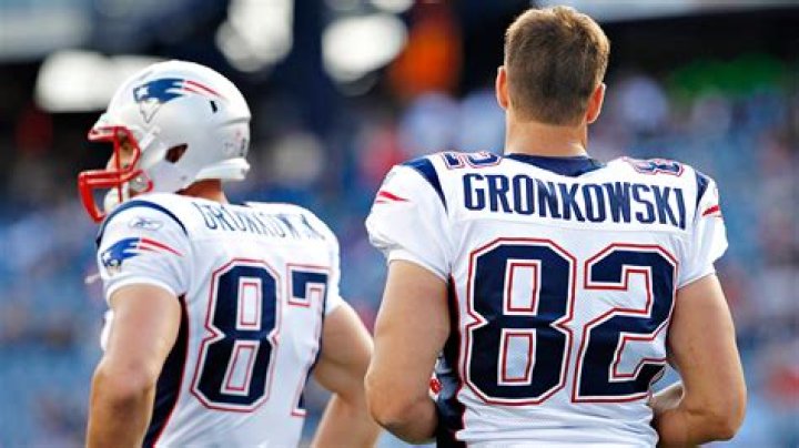 Dan Gronkowski biografía, edad, altura, esposo, net worth, familia