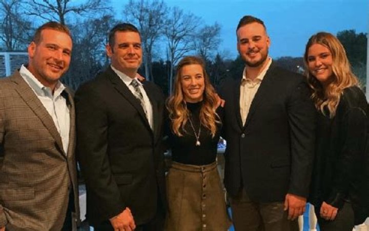 Dan Klecko Biography, Age, Height, Wife, Net Worth, Family