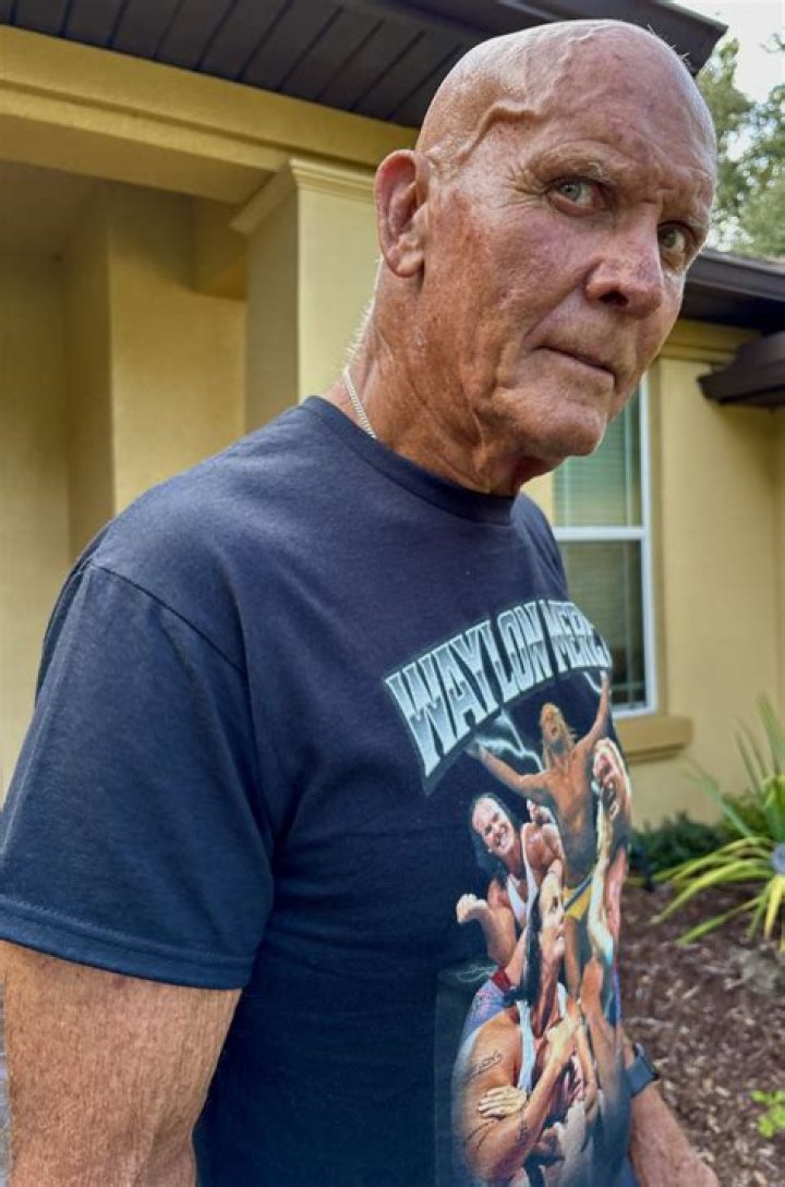 Dan Spivey biografía, edad, altura, esposo, net worth, familia