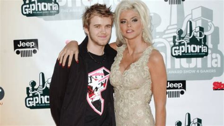 Daniel Wayne Smith Biography, Age, Height, Wife, Net Worth, Family