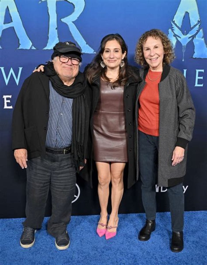 Danny DeVito Biography, Age, Height, Wife, Net Worth, Family