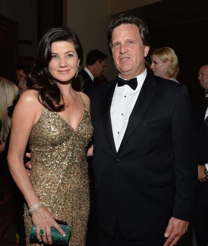 Daphne Zuniga Biography, Age, Height, Husband, Net Worth, Family
