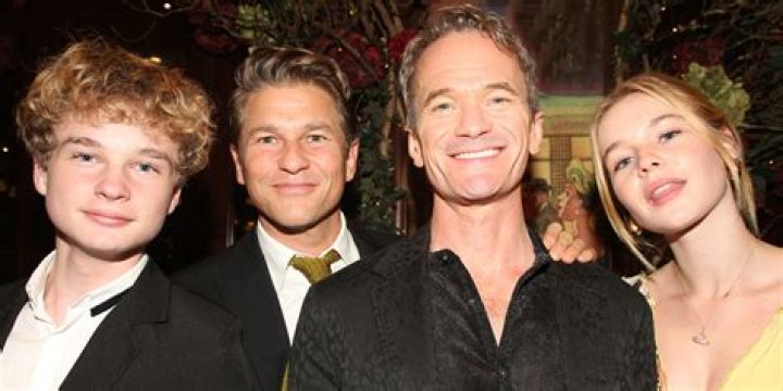 David Burtka biografía, edad, altura, esposo, net worth, familia