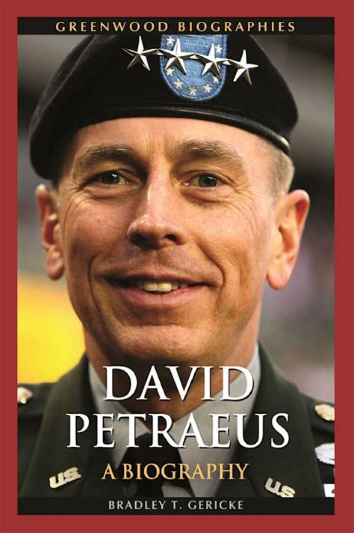 David Petraeus Biography, Age, Height, Wife, Net Worth, Family