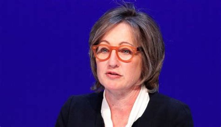 Dee Dee Myers Biography, Age, Height, Husband, Net Worth, Family