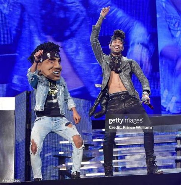 DJ Esco Biography, Age, Height, Net Worth, Family