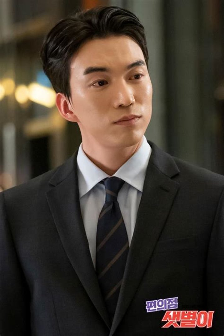 Do Sang-woo Biography, Age, Height, Wife, Net Worth, Family