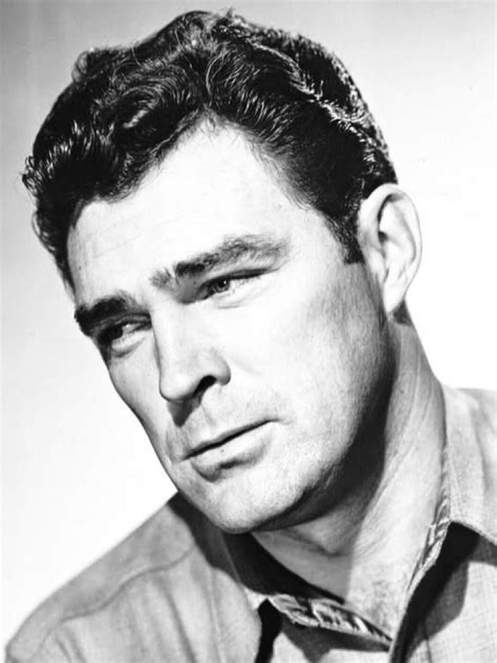 Don Megowan Biography, Age, Height, Wife, Net Worth, Family
