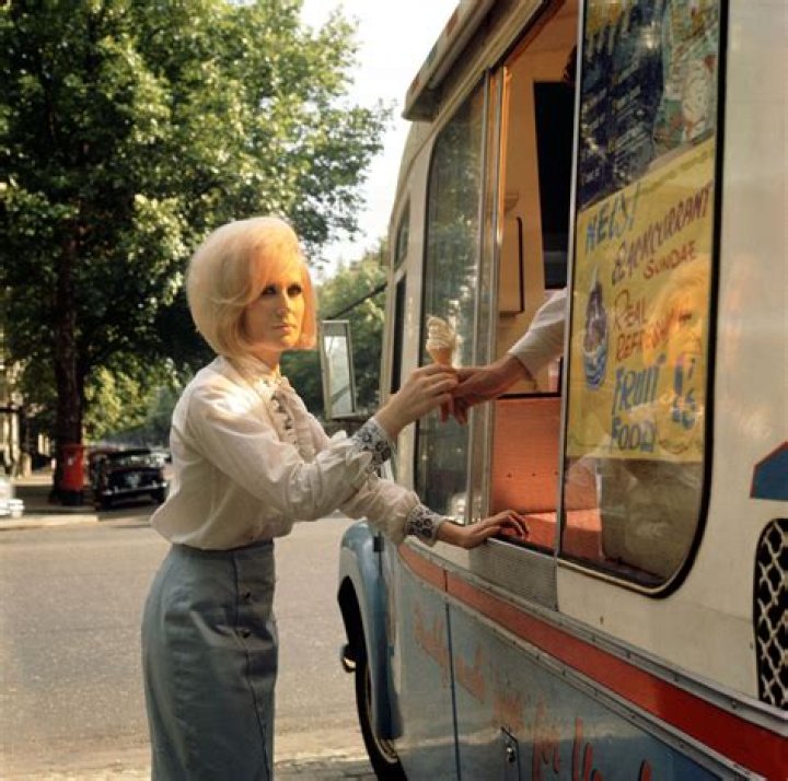Dusty Springfield Biography, Age, Height, Husband, Net Worth, Family