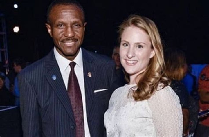 Dwane Casey Biography, Age, Height, Wife, Net Worth, Family