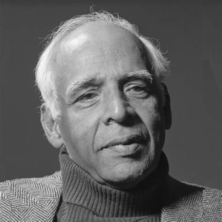 Eknath Easwaran Biography, Age, Height, Wife, Net Worth and Family