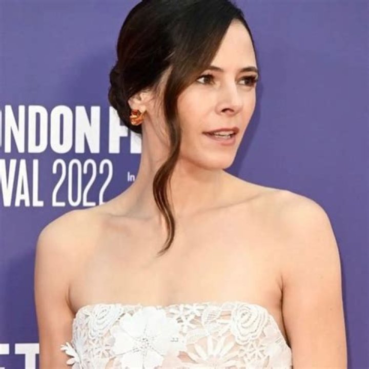 Elaine Cassidy Biography, Age, Height, Husband, Net Worth, Family