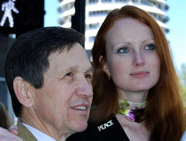 Elizabeth Kucinich Biography, Age, Height, Husband, Net Worth, Family
