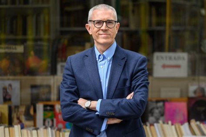 Emilio Lara biografía, edad, altura, esposo, net worth, familia