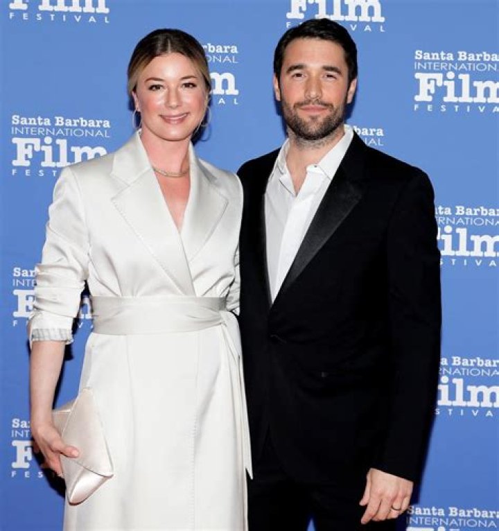 Emily VanCamp Biography, Age, Height, Husband, Net Worth, Family