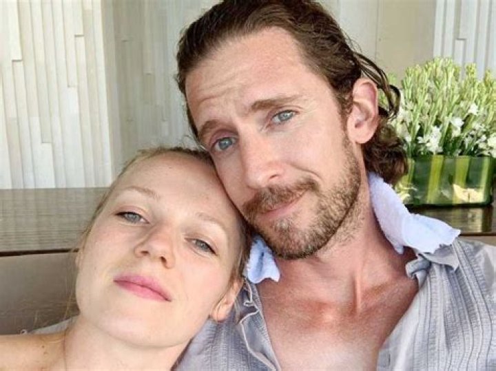 Emma Bell Biography, Age, Height, Husband, Net Worth, Family