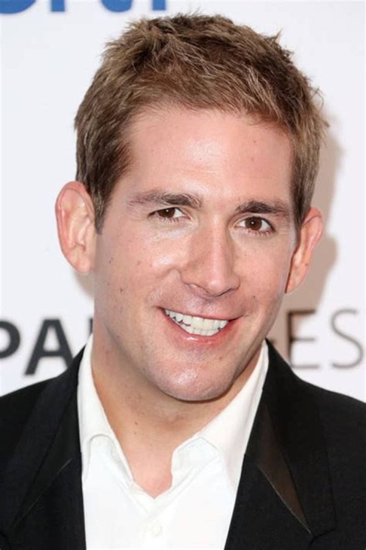 Eric Szmanda Biography, Age, Height, Wife, Net Worth, Family