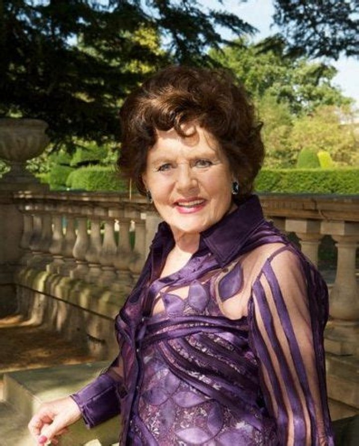 Eunice Gayson Biography, Age, Height, Husband, Net Worth, Family