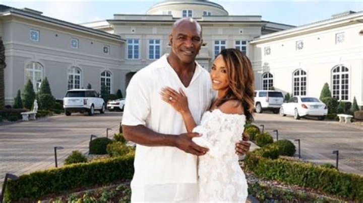 Evander Holyfield Biography, Age, Height, Wife, Net Worth, Family