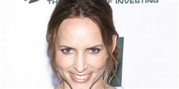 Faith Salie Biography, Age, Height, Husband, Net Worth, Family