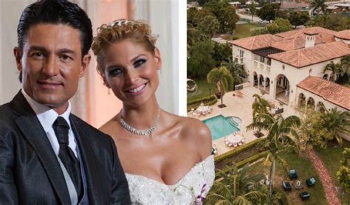 Fernando Colunga Biography, Age, Height, Wife, Net Worth, Family