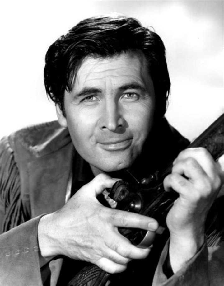 Fess Parker biografía, edad, altura, esposo, net worth, familia