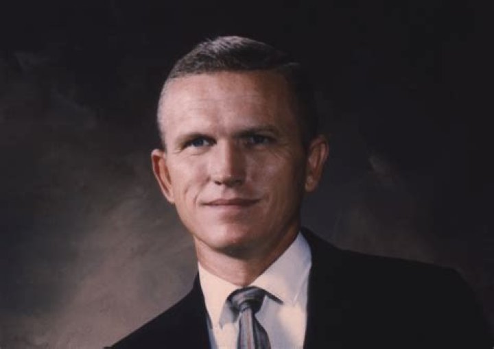 Frank Borman biografía, edad, altura, esposo, net worth, familia