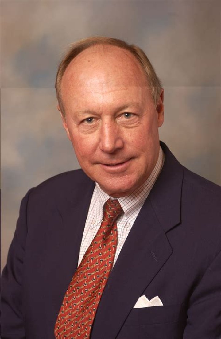 G. Watts Humphrey Jr. Biography, Age, Height, Wife, Net Worth and Family