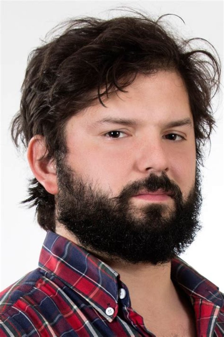 Gabriel Boric Biography, Age, Height, Wife, Net Worth, Family