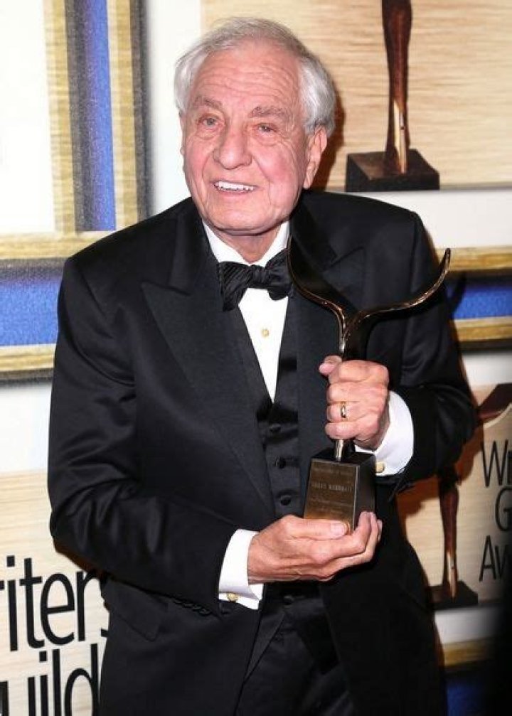 Garry Marshall Biography, Age, Height, Wife, Net Worth, Family