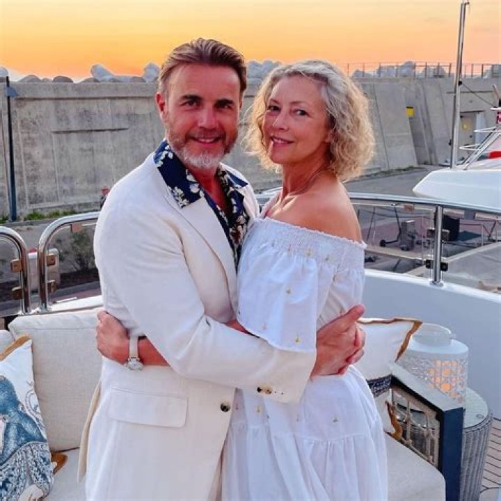 Gary Barlow Biography, Age, Height, Wife, Net Worth, Family