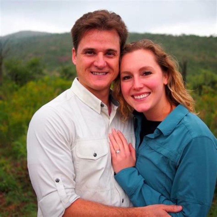 Gary Brokaw Biography, Age, Height, Wife, Net Worth, Family