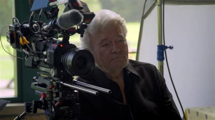 George Knapp (television journalist) biografía, edad, altura, esposo, net worth, familia