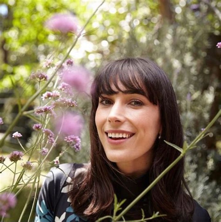 Geraldine Hakewill biografía, edad, altura, esposa, net worth, familia