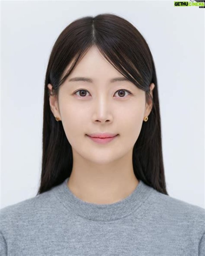 Han Ji-hye Biography, Age, Height, Husband, Net Worth, Family