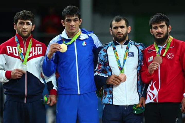 Hassan Yazdani Biography, Age, Height, Wife, Net Worth, Family
