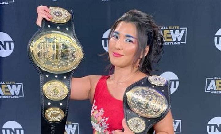 Hikaru Shida Biography, Age, Height, Husband, Net Worth, Family