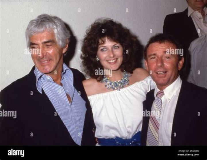 Howard Weitzman Biography, Age, Height, Wife, Net Worth, Family