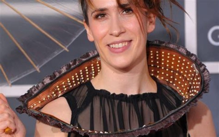 Imogen Heap Biography, Age, Height, Husband, Net Worth, Family